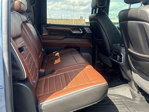 Certified 2026 GMC Sierra 3500 Denali Ultimate AWD/4WD image 28
