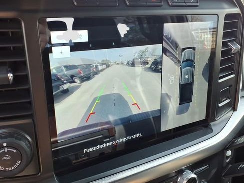 Used 2022 Ford F150 Lariat w/ Max Trailer Tow Package image 18