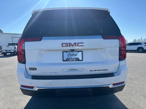 New 2026 GMC Yukon XL Elevation image 5