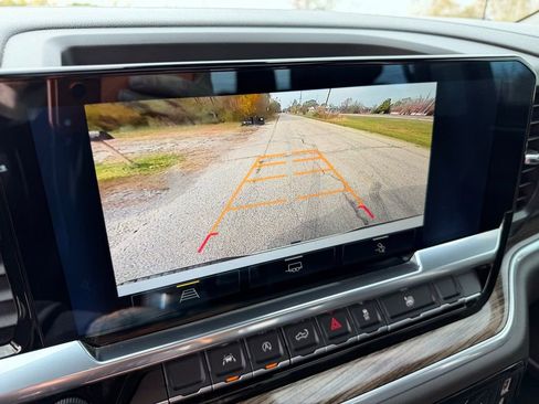 Used 2022 Chevrolet Silverado 1500 RST w/ Redline Edition image 5