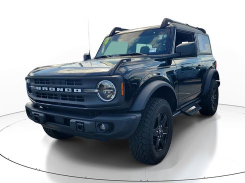 Used 2024 Ford Bronco Black Diamond AWD/4WD image 3