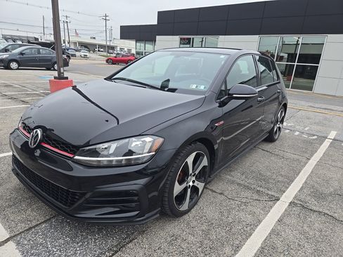 Used 2018 Volkswagen GTI SE image 1