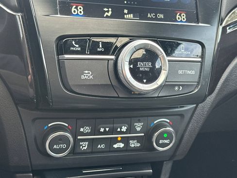 Used 2020 Acura ILX FWD image 23