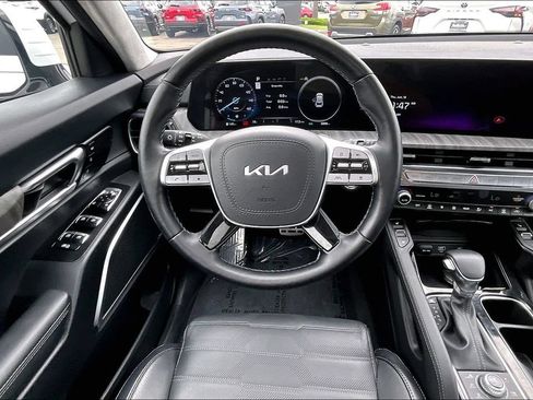Used 2025 Kia Telluride SX Prestige AWD/4WD image 8