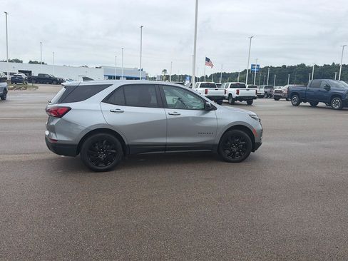 Used 2024 Chevrolet Equinox LS w/ LS Convenience Package AWD/4WD image 7