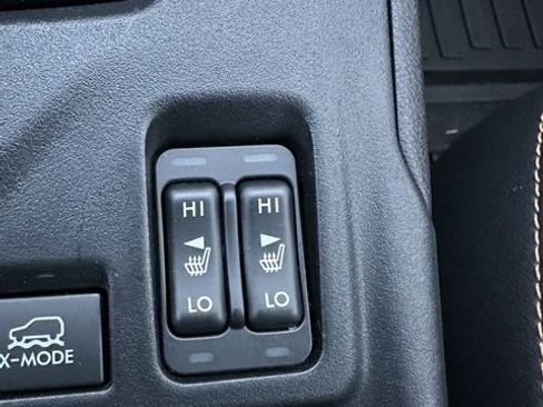 Used 2022 Subaru Crosstrek 2.5i Limited w/ Moonroof Package 2 image 16