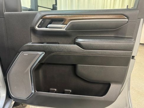 Used 2025 Chevrolet Silverado 3500 High Country w/ High Country Premium Package image 42