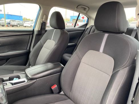 Used 2023 Nissan Sentra SV w/ All-Weather Package FWD image 9