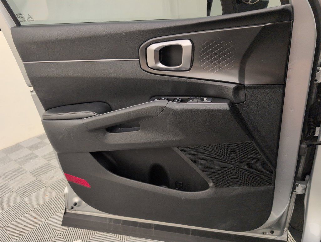 Used 2021 Kia Sorento S w/ Panoramic Sunroof Package FWD image 34