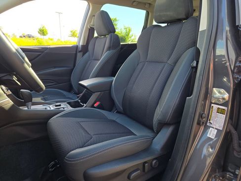 Used 2021 Subaru Forester Premium AWD/4WD image 26