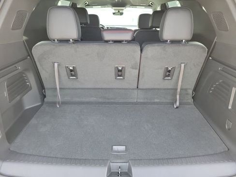 New 2026 Chevrolet Traverse Z71 w/ Enhanced Driving Package AWD/4WD image 8