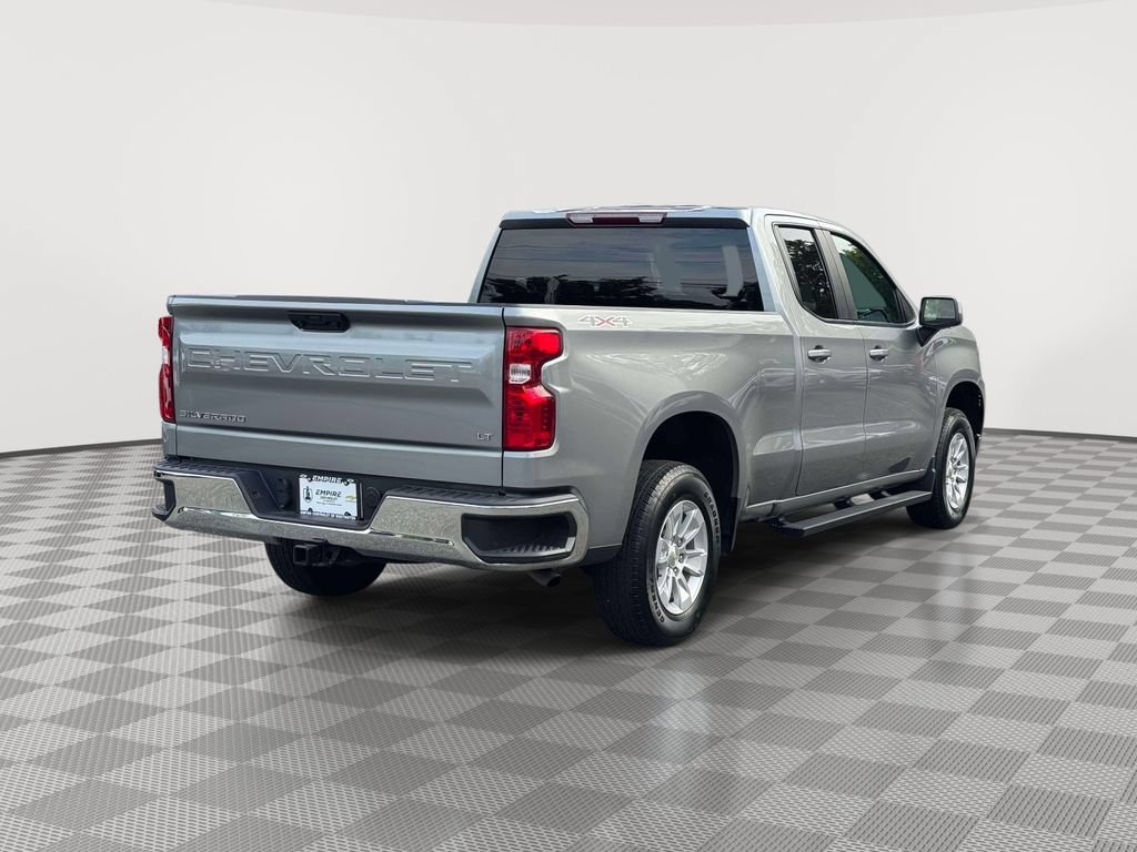 Used 2023 Chevrolet Silverado 1500 LT w/ Protection Package AWD/4WD image 7