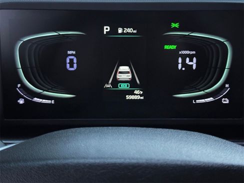 Used 2023 Kia Niro LX image 15