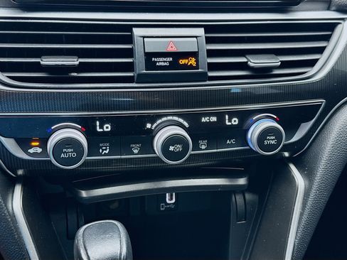 Used 2020 Honda Accord Sport image 12