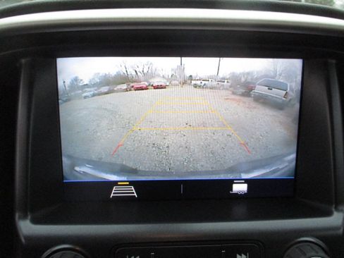 Used 2022 GMC Canyon Elevation w/ Elevation Premium Package image 10