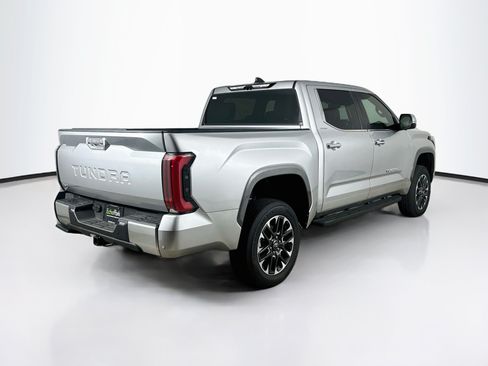 Used 2025 Toyota Tundra Limited AWD/4WD image 9