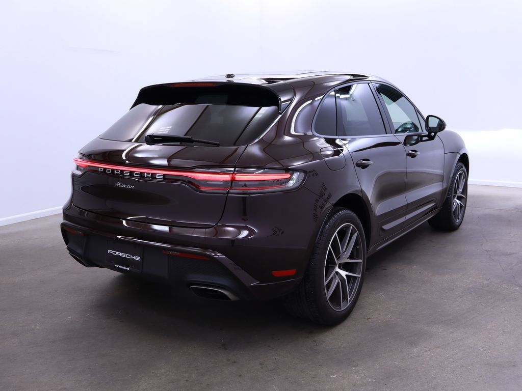 Used 2024 Porsche Macan AWD/4WD image 7