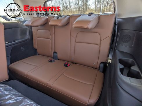 New 2026 Nissan Pathfinder Platinum image 23