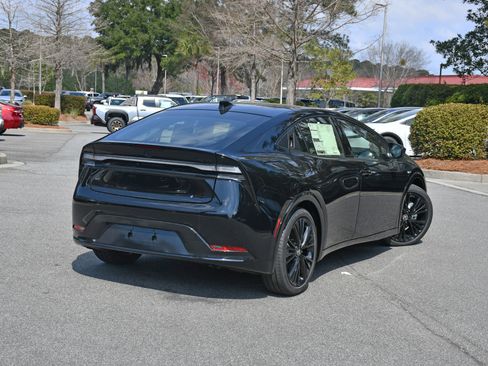 New 2026 Toyota Prius Plug-In Hybrid image 2