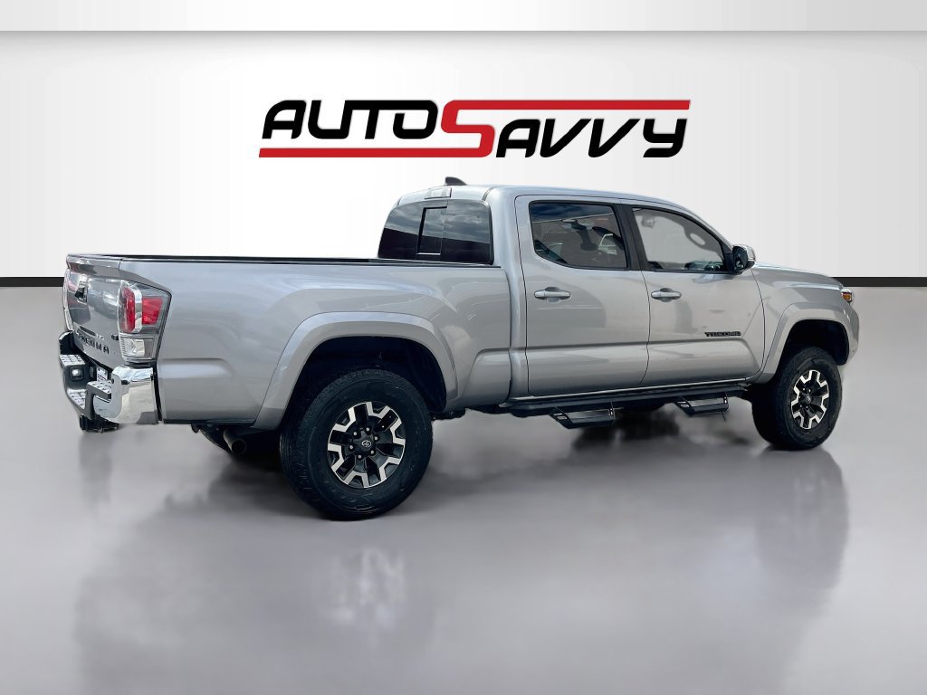 Used 2020 Toyota Tacoma TRD Sport w/ TRD Premium Sport Package AWD/4WD image 7