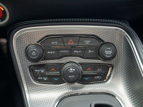 Used 2021 Dodge Challenger SRT Hellcat Redeye image 21