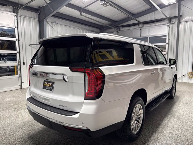 Used 2022 GMC Yukon XL SLT AWD/4WD image 22