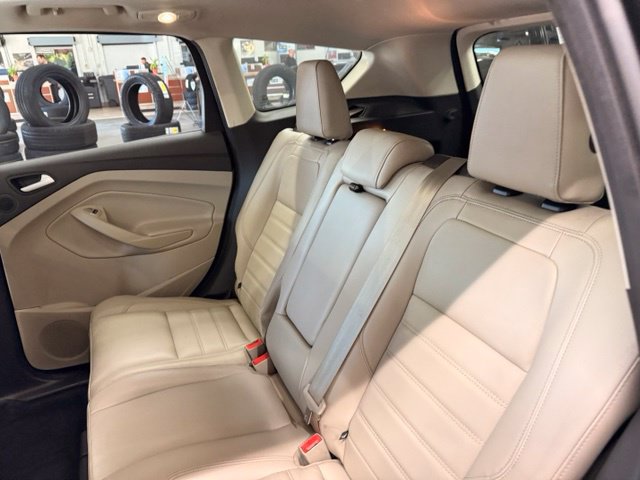 Used 2018 Ford Escape Titanium w/ Ford Safe & Smart Package AWD/4WD image 18