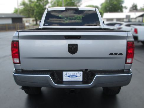 Used 2015 RAM 2500 Tradesman w/ Chrome Appearance Group AWD/4WD image 8
