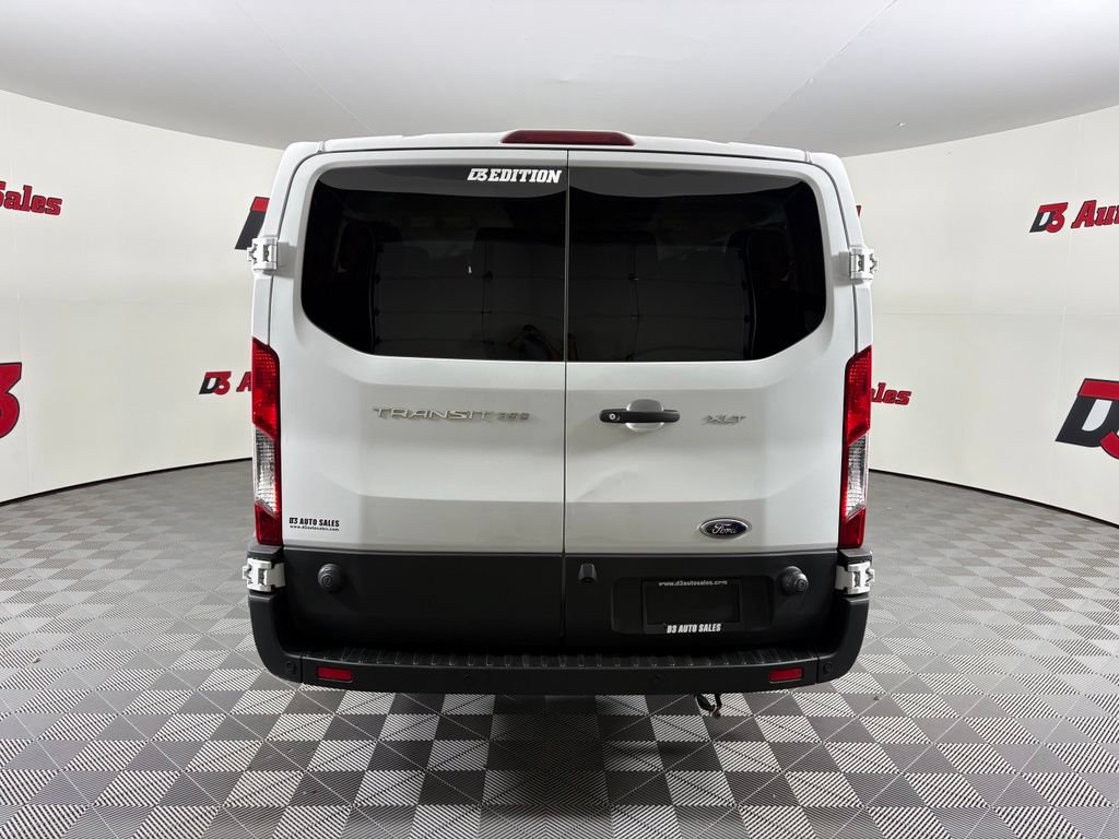 Used 2024 Ford Transit 350 XLT RWD image 5