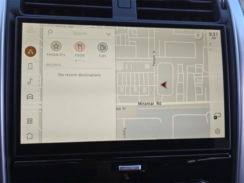 Certified 2025 Land Rover Discovery Metropolitan Edition image 24