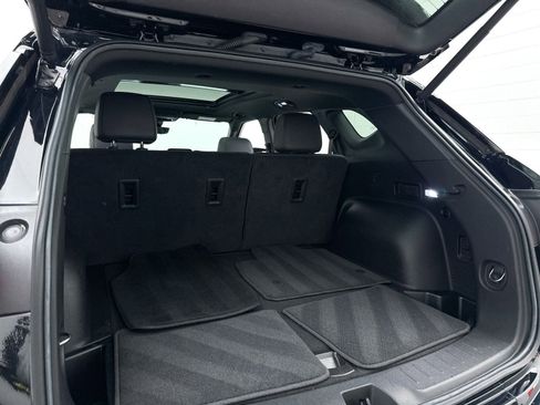 Used 2023 Chevrolet Blazer RS w/ Driver Confidence II Package image 37