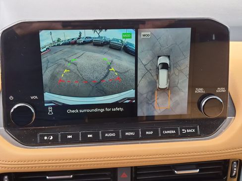 Used 2022 Nissan Rogue Platinum w/ Head-Up Display Package FWD image 19