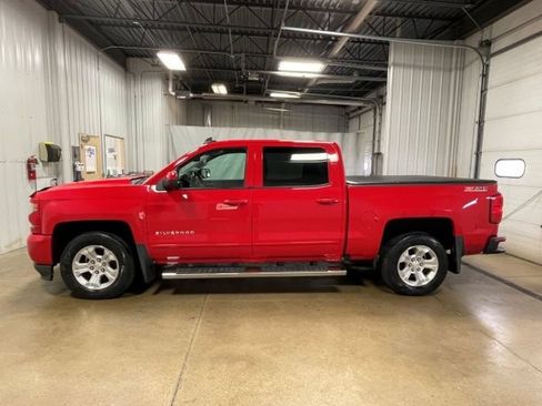 Used 2017 Chevrolet Silverado 1500 LT w/ All Star Edition AWD/4WD image 2