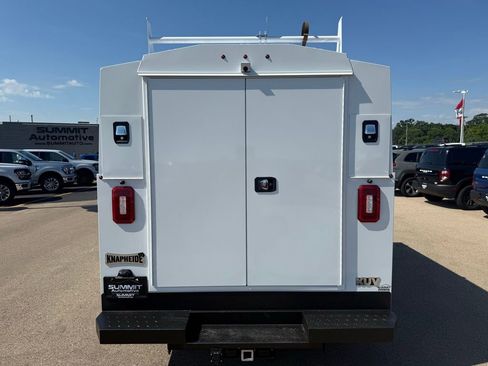 New 2026 Ford E-350 and Econoline 350 Super Duty w/ Power Equipment Group RWD image 27