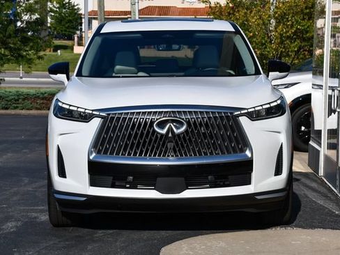 Certified 2026 INFINITI QX60 Pure w/ Cargo Package FWD image 12