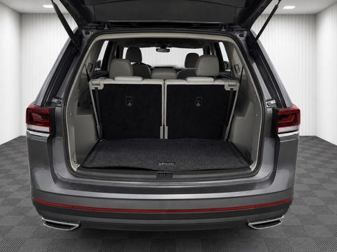 Used 2024 Volkswagen Atlas SE AWD/4WD image 5