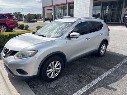 Used 2016 Nissan Rogue SV w/ SV Premium Package