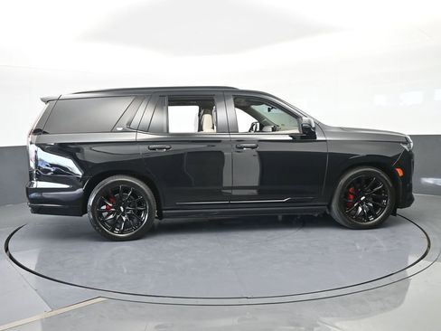 Used 2021 Cadillac Escalade Sport Platinum w/ LPO, ONYX Package image 7