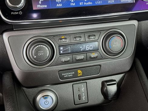 Certified 2023 Nissan Leaf S image 17