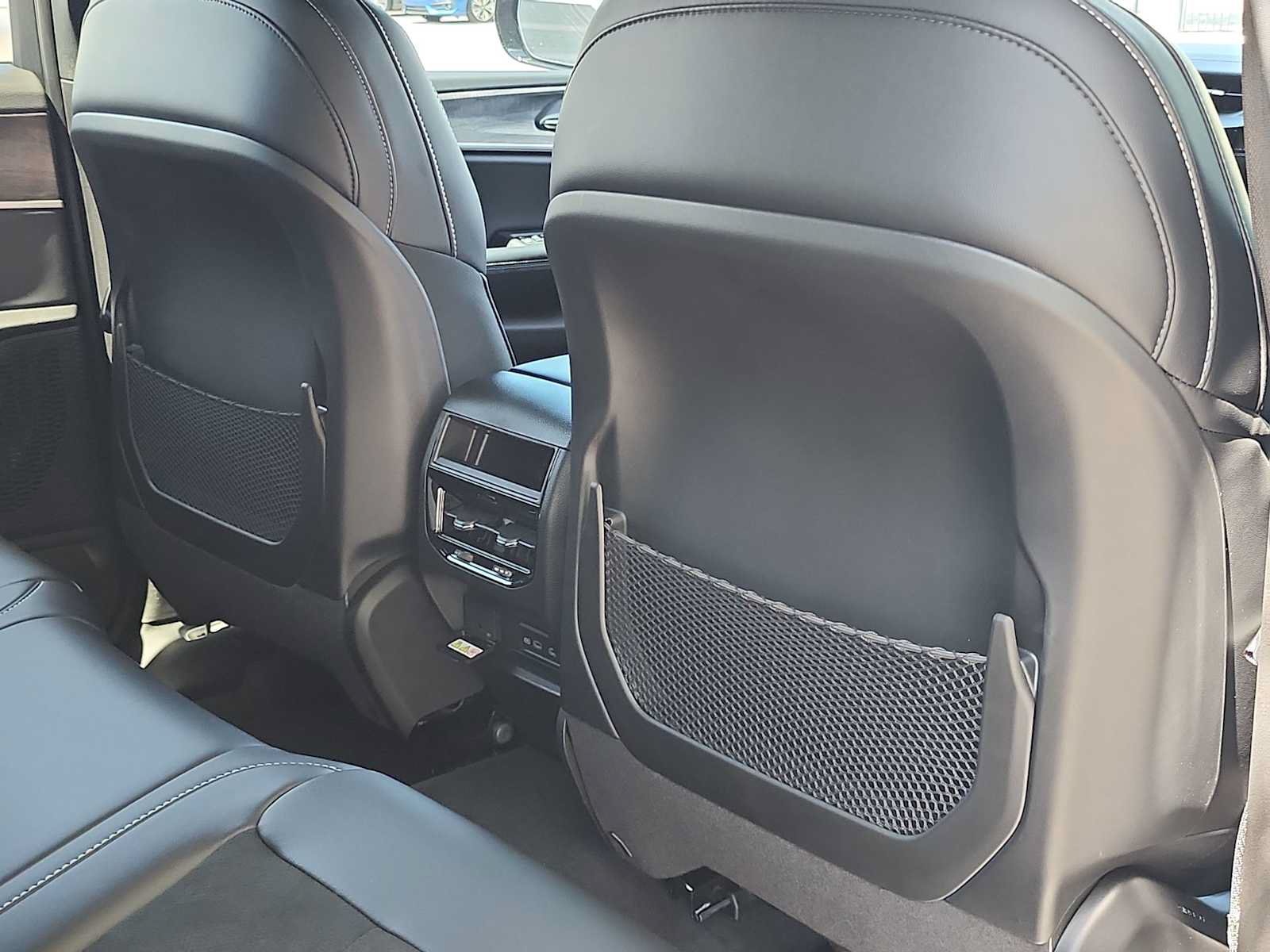 New 2026 Jeep Grand Cherokee Altitude AWD/4WD image 15