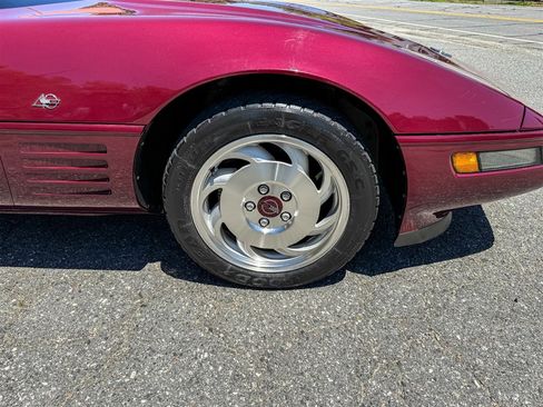 Used 1993 Chevrolet Corvette Convertible RWD image 35