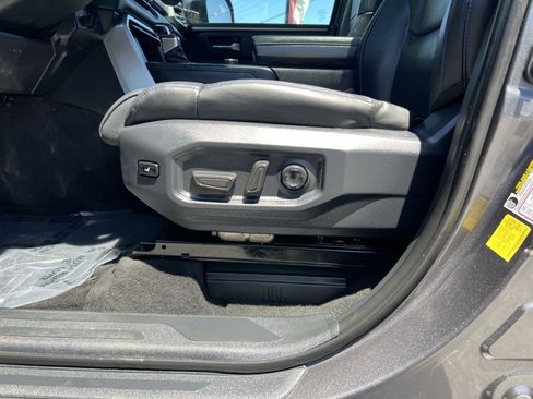 Used 2023 Toyota Sequoia Platinum AWD/4WD image 14