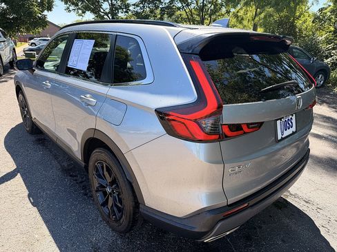 Certified 2024 Honda CR-V Sport image 5