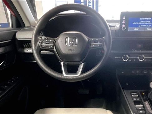 Used 2026 Honda CR-V LX image 17