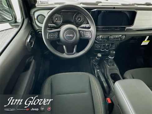 New 2026 Jeep Gladiator Sport image 18