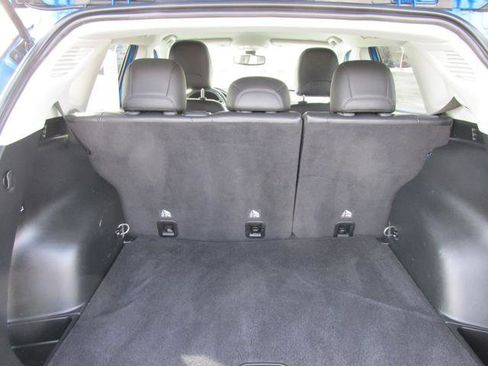 Used 2018 Jeep Compass Latitude w/ Cold Weather Group image 6