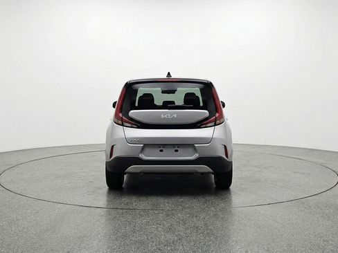 Used 2025 Kia Soul LX w/ LX Technology Package image 7