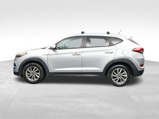 Used 2016 Hyundai Tucson SE w/ Option Group 02 AWD/4WD video 2