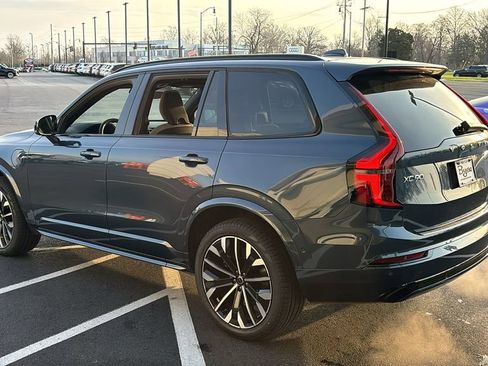 New 2026 Volvo XC90 T8 Ultra w/ Protection Package Premier AWD/4WD image 4