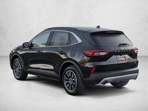 New 2025 Ford Escape SE image 8